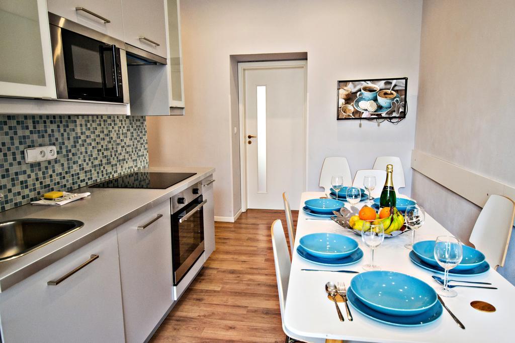 Business Class Ruterra Apartamento *